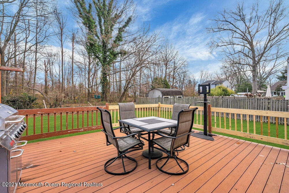 8 Carriage Road North Hazlet, NJ 07730 - Photo 22 of 52 034_dsc01572-1