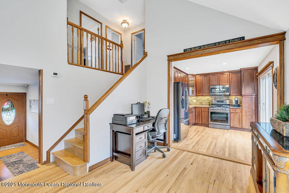 8 Carriage Road North Hazlet, NJ 07730 - Photo 44 of 52 018_dsc01512