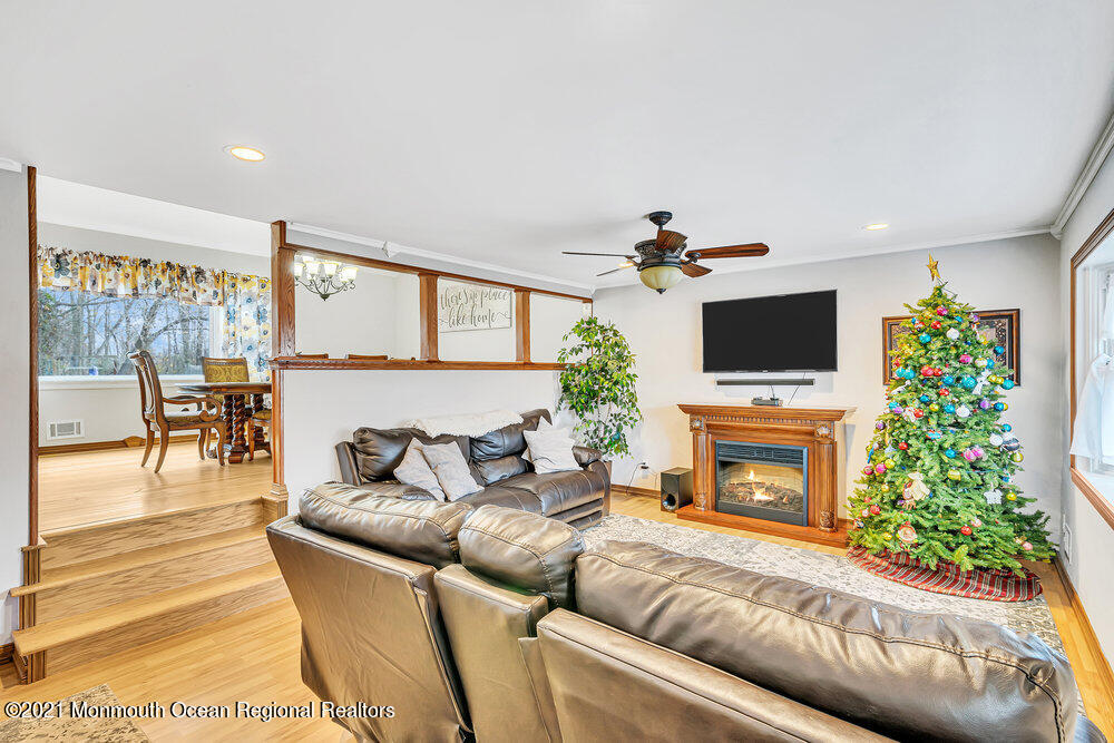 8 Carriage Road North Hazlet, NJ 07730 - Photo 50 of 52 010_dsc01557-1