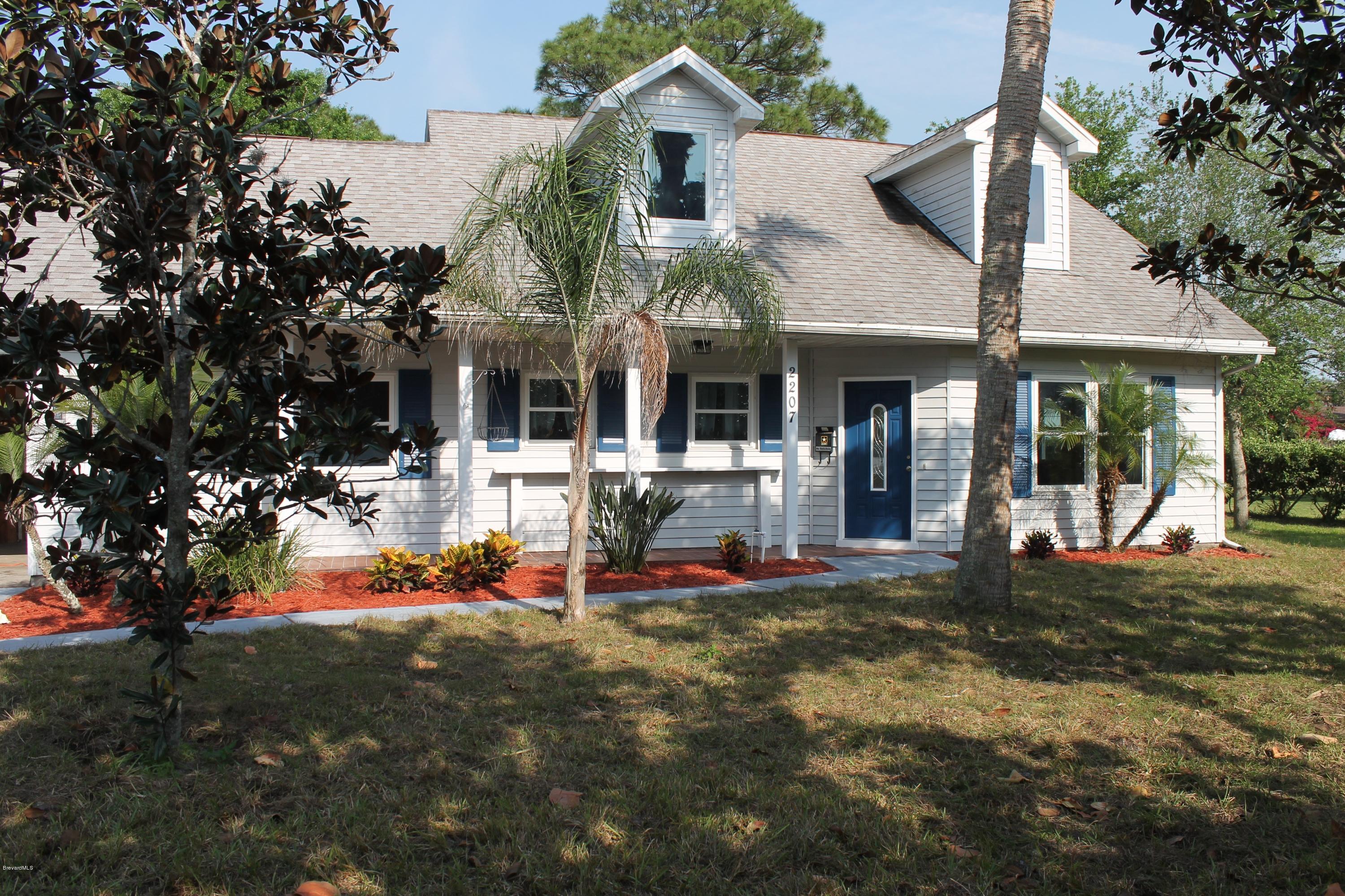 2207 Country Club Road Melbourne, FL 32901 - Photo 1 of 12 IMG_4930