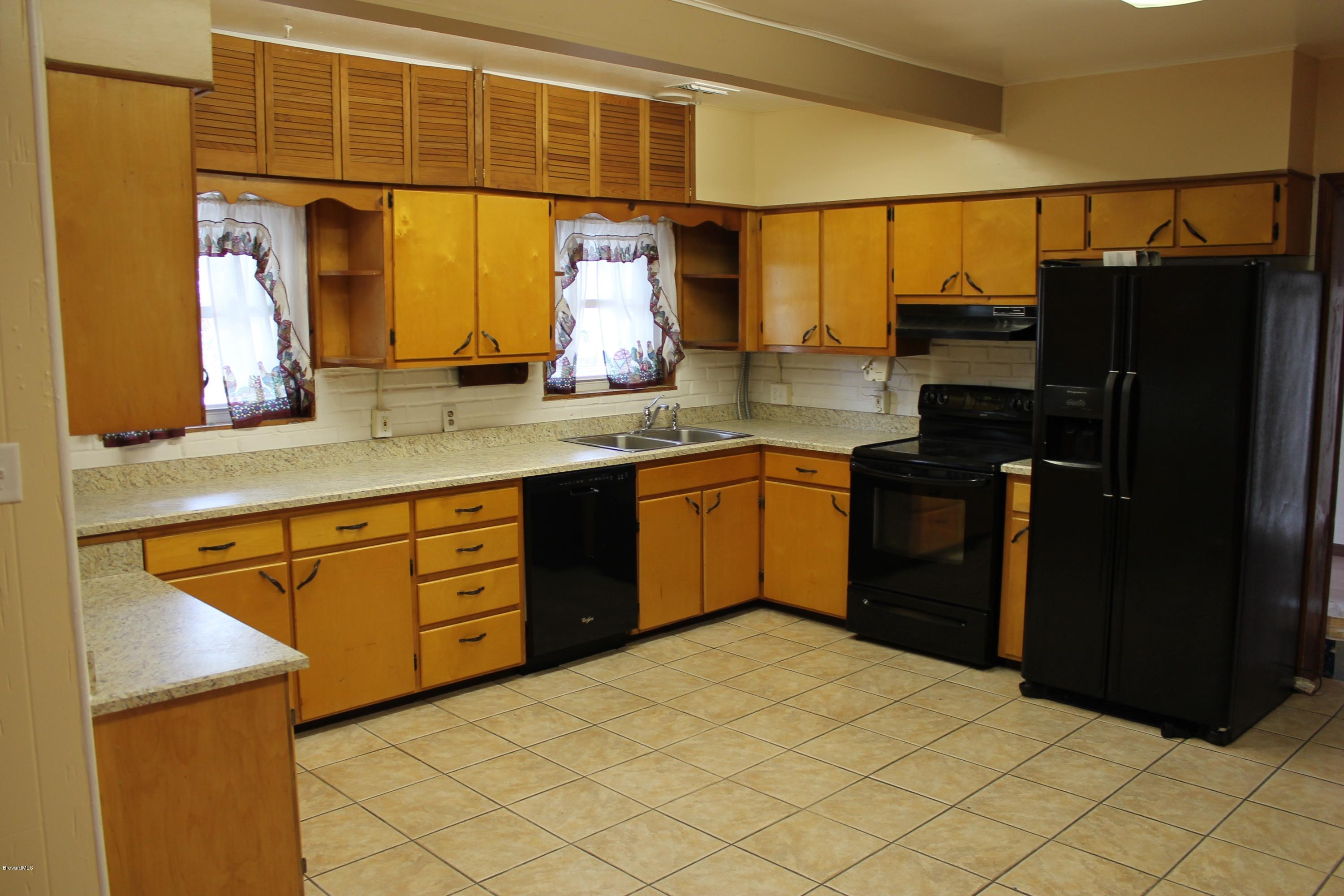 2207 Country Club Road Melbourne, FL 32901 - Photo 10 of 12 IMG_4943