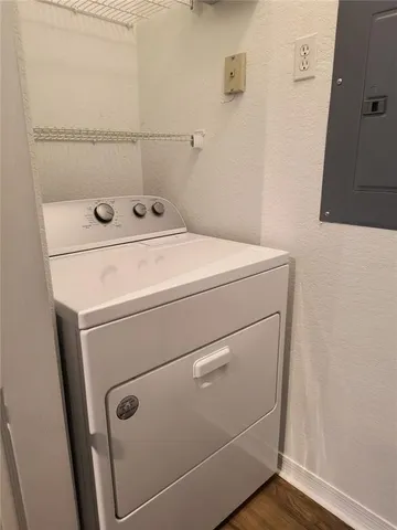 a close up view of washer and dryer
