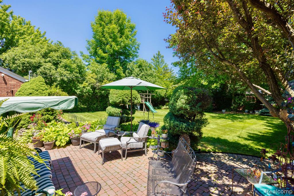 1020 Yorkshire Road Grosse Pointe Park, MI 48230 - Photo 52 of 83