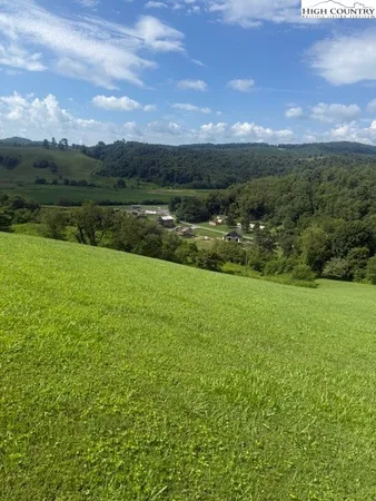 $96,900 | Green Meadows Drive, Todd, NC 28684