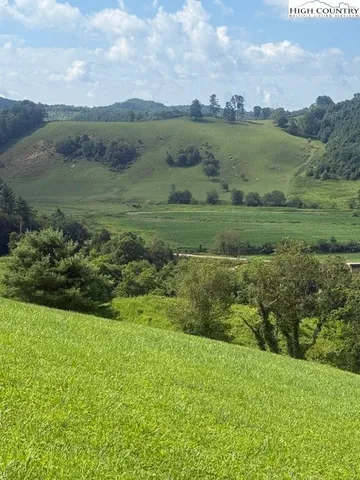 $96,900 | Green Meadows Drive, Todd, NC 28684