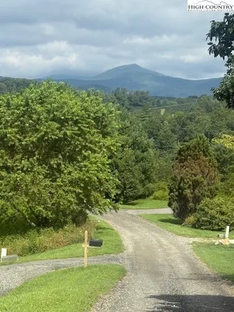 $96,900 | Green Meadows Drive, Todd, NC 28684