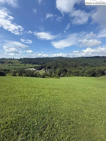 $96,900 | Green Meadows Drive, Todd, NC 28684