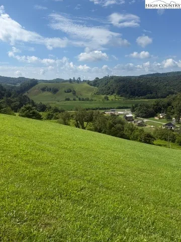 $96,900 | Green Meadows Drive, Todd, NC 28684