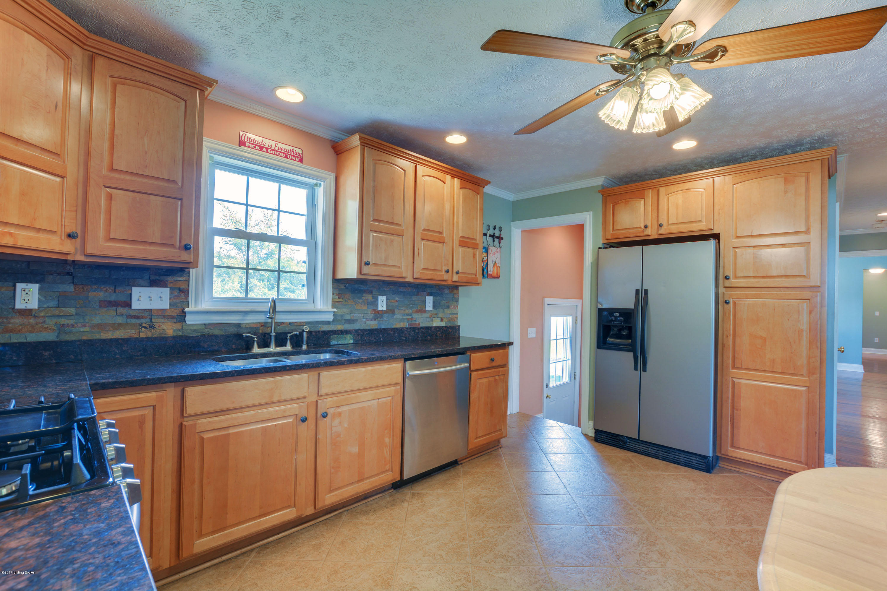 10703 Barricks Road Louisville, KY 40229 - Photo 25 of 45 10703_BarricksRd_40229_1025