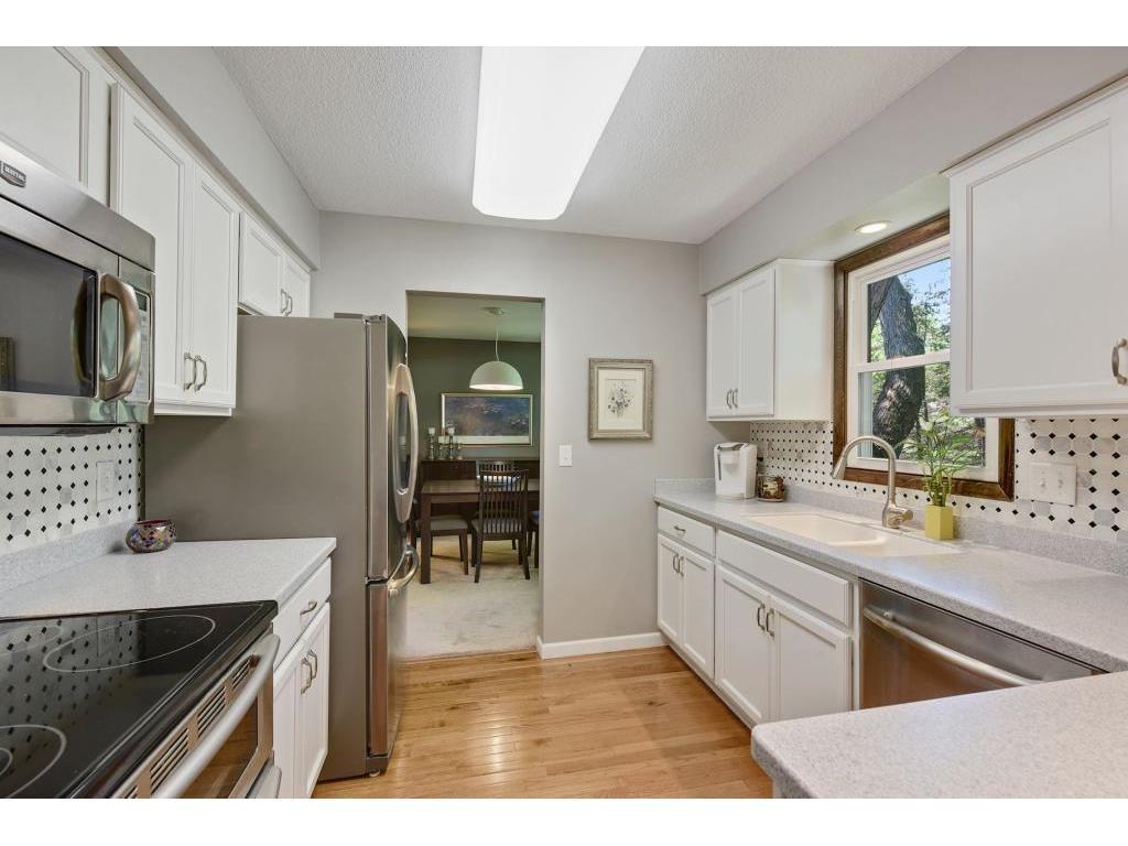 8448 Irwin Road Bloomington, MN 55437 - Photo 14 of 33 Gallery Image 14