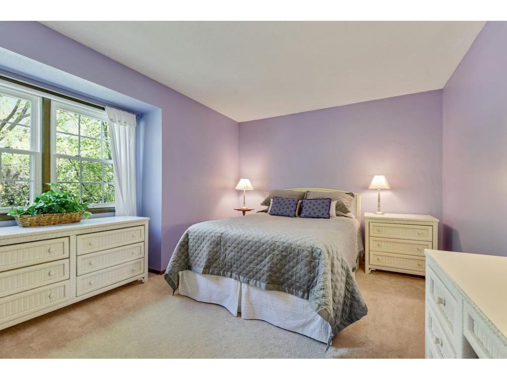 8448 Irwin Road Bloomington, MN 55437 - Photo 22 of 33 Gallery Image 22