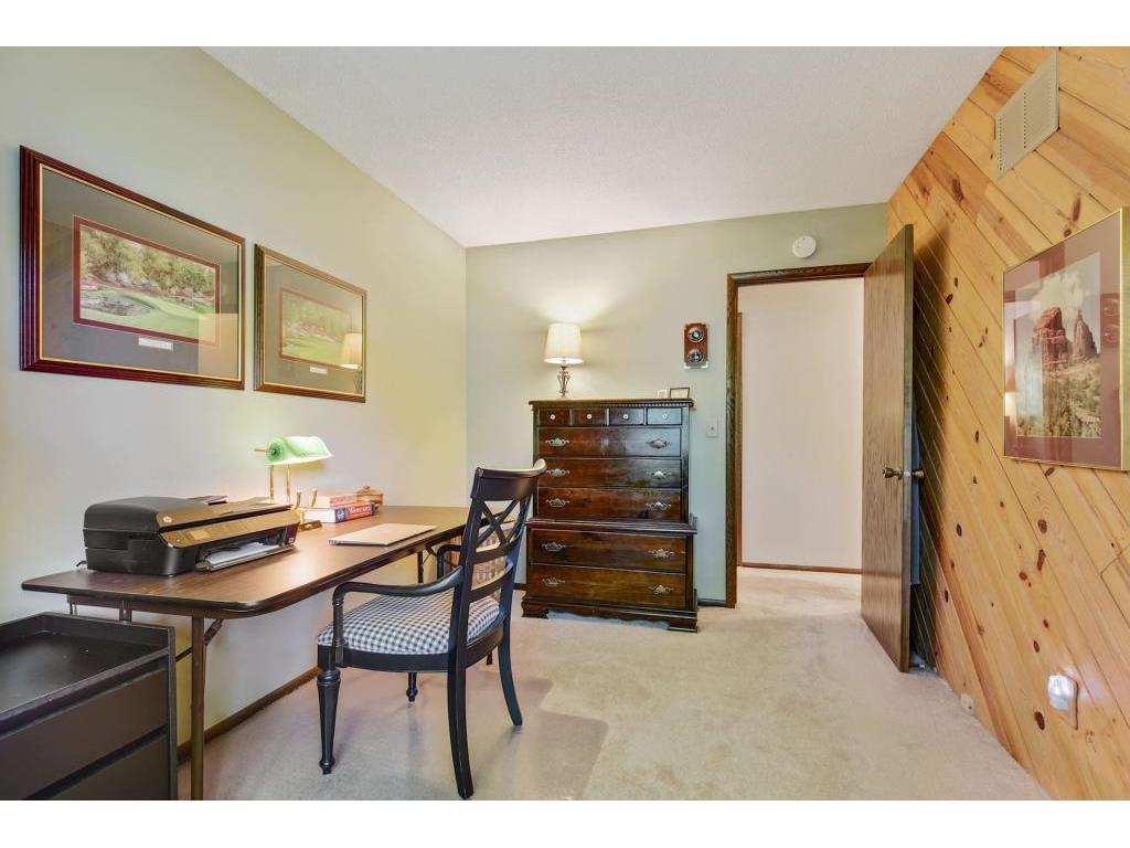 8448 Irwin Road Bloomington, MN 55437 - Photo 23 of 33 Gallery Image 23