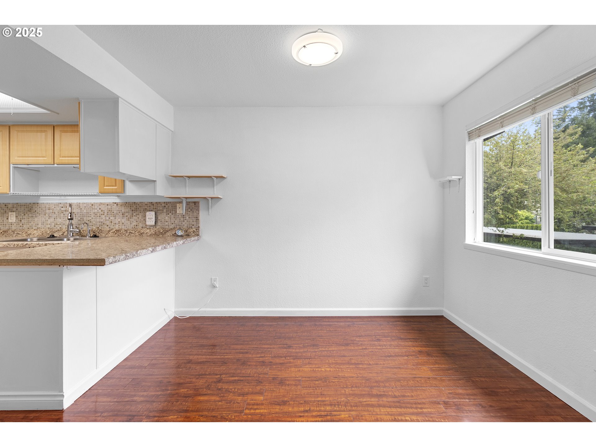 9455 Southwest 146th Terrace, Unit D2 Beaverton, OR 97007 - Photo 5 of 30