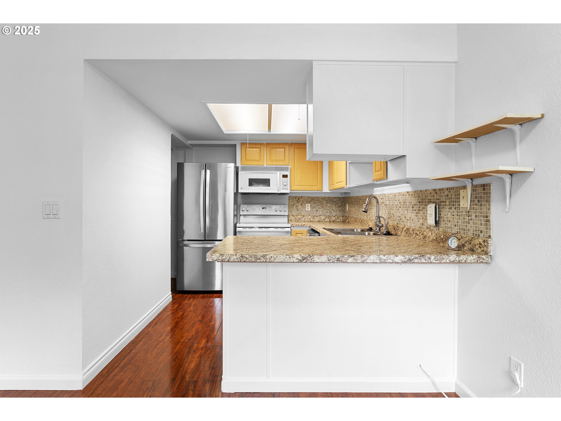 9455 Southwest 146th Terrace, Unit D2 Beaverton, OR 97007 - Photo 8 of 30