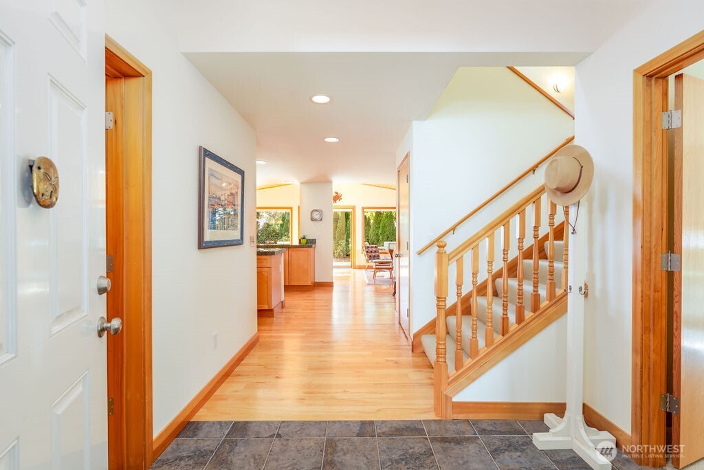 26-G Sound Place Hat Island, WA 98201 - Photo 13 of 40