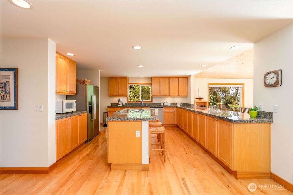 26-G Sound Place Hat Island, WA 98201 - Photo 10 of 40