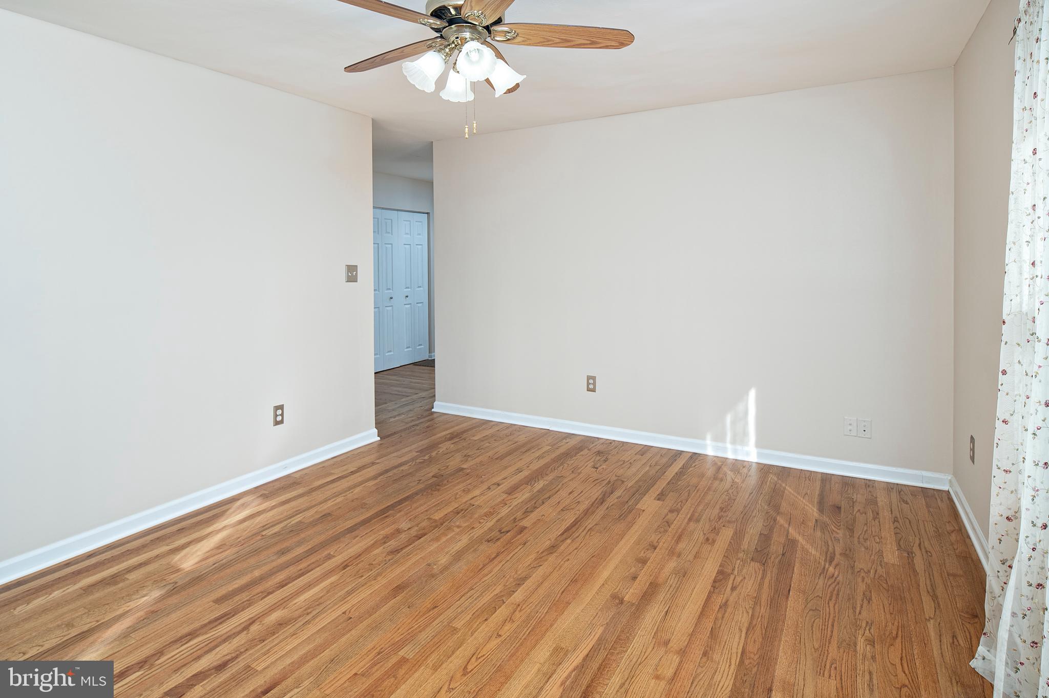 2167 McKendree Road West Friendship, MD 21794 - Photo 10 of 41 Office/ Formal Dining