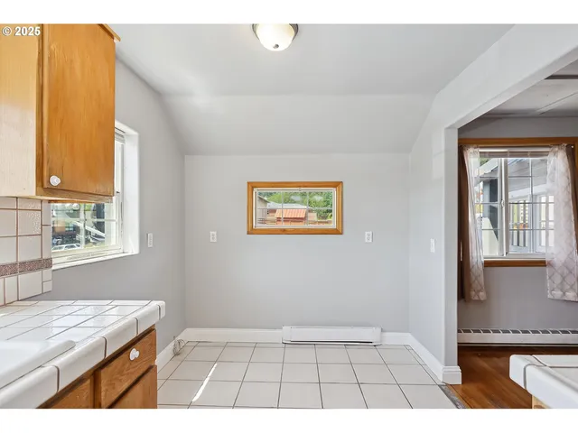 $445,500 | 120.5 North Main Avenue, White Salmon, WA 98672