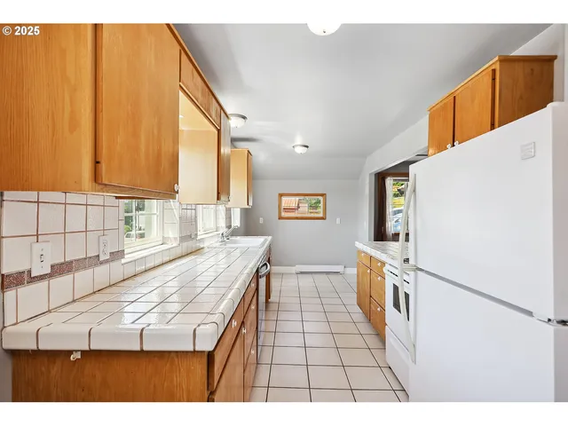 $445,500 | 120.5 North Main Avenue, White Salmon, WA 98672