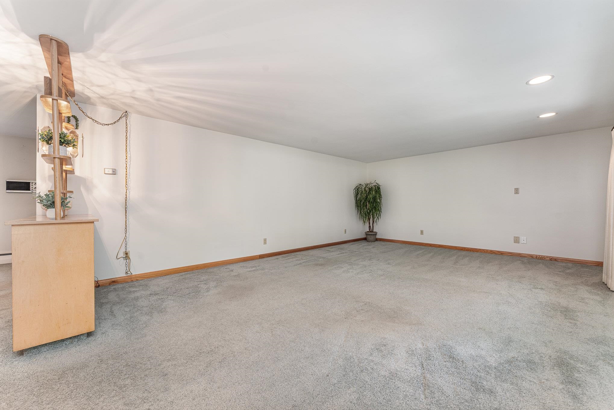 158 North Meridian Road Midland, MI 48640 - Photo 7 of 39