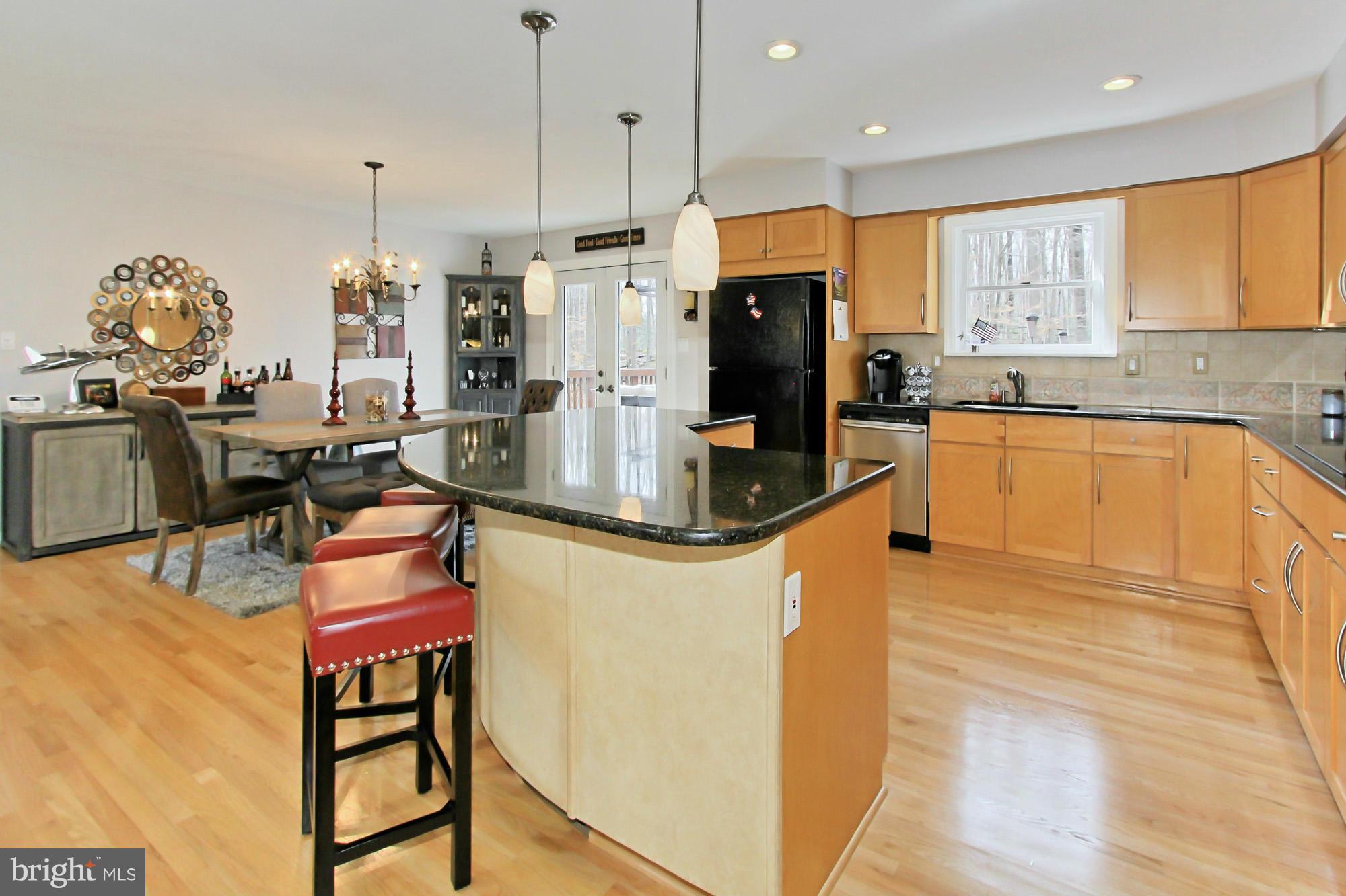 7376 Clifton Road Clifton, VA 20124 - Photo 6 of 25 Updated kitchen