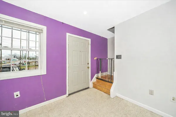 a view of livingroom with furniture