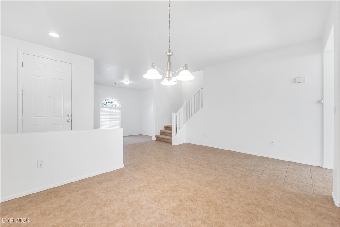 8912 Rendon Street Las Vegas, NV 89143 - Photo 7 of 67