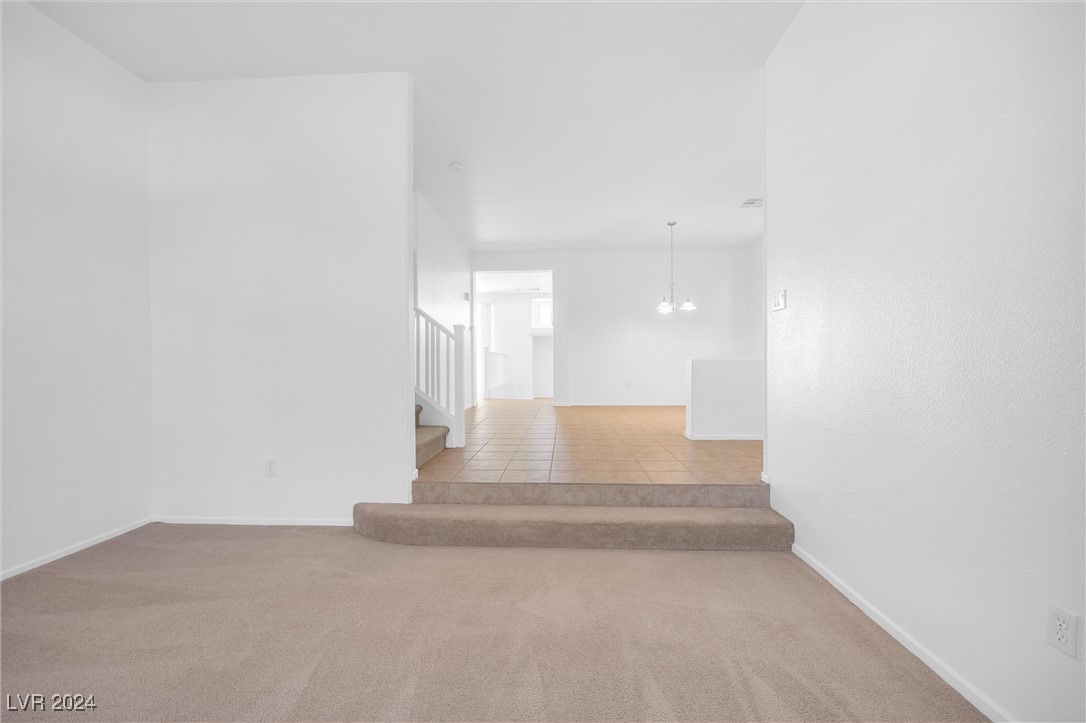 8912 Rendon Street Las Vegas, NV 89143 - Photo 8 of 67