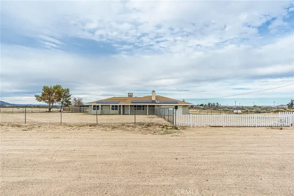 $329,000 | 46334 Alamosa Road, Newberry Springs, CA 92365