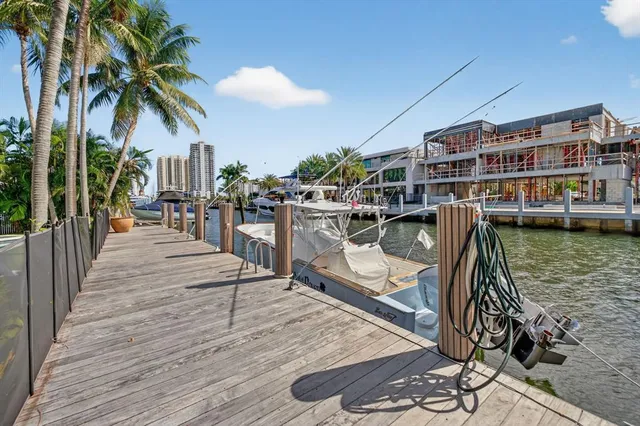 $5,495,000 | 2614 Castilla Isle, Fort Lauderdale, FL 33301