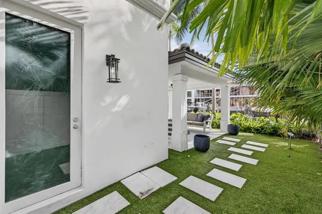 $5,495,000 | 2614 Castilla Isle, Fort Lauderdale, FL 33301