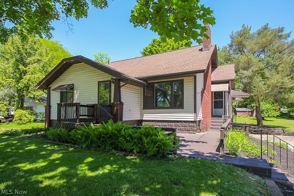 1775 Woods Road Akron, OH 44306 - Photo 1 of 32