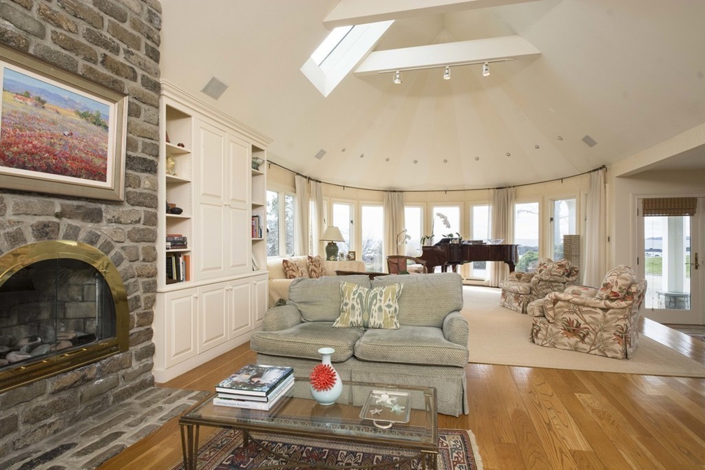74 Galloupes Point Road Swampscott, MA 01907 - Photo 12 of 30 Gallery Image 12
