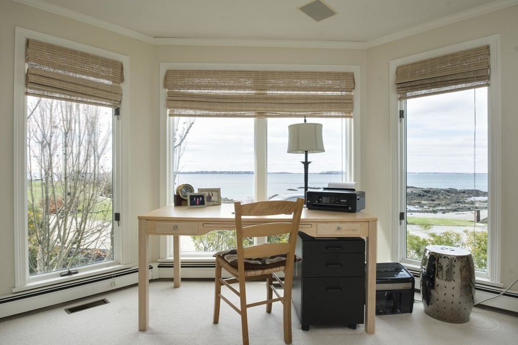 74 Galloupes Point Road Swampscott, MA 01907 - Photo 17 of 30 Gallery Image 17