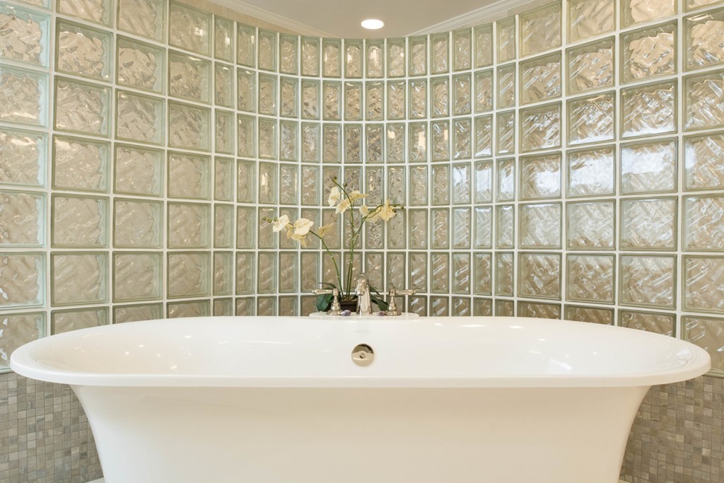 74 Galloupes Point Road Swampscott, MA 01907 - Photo 18 of 30 Gallery Image 18