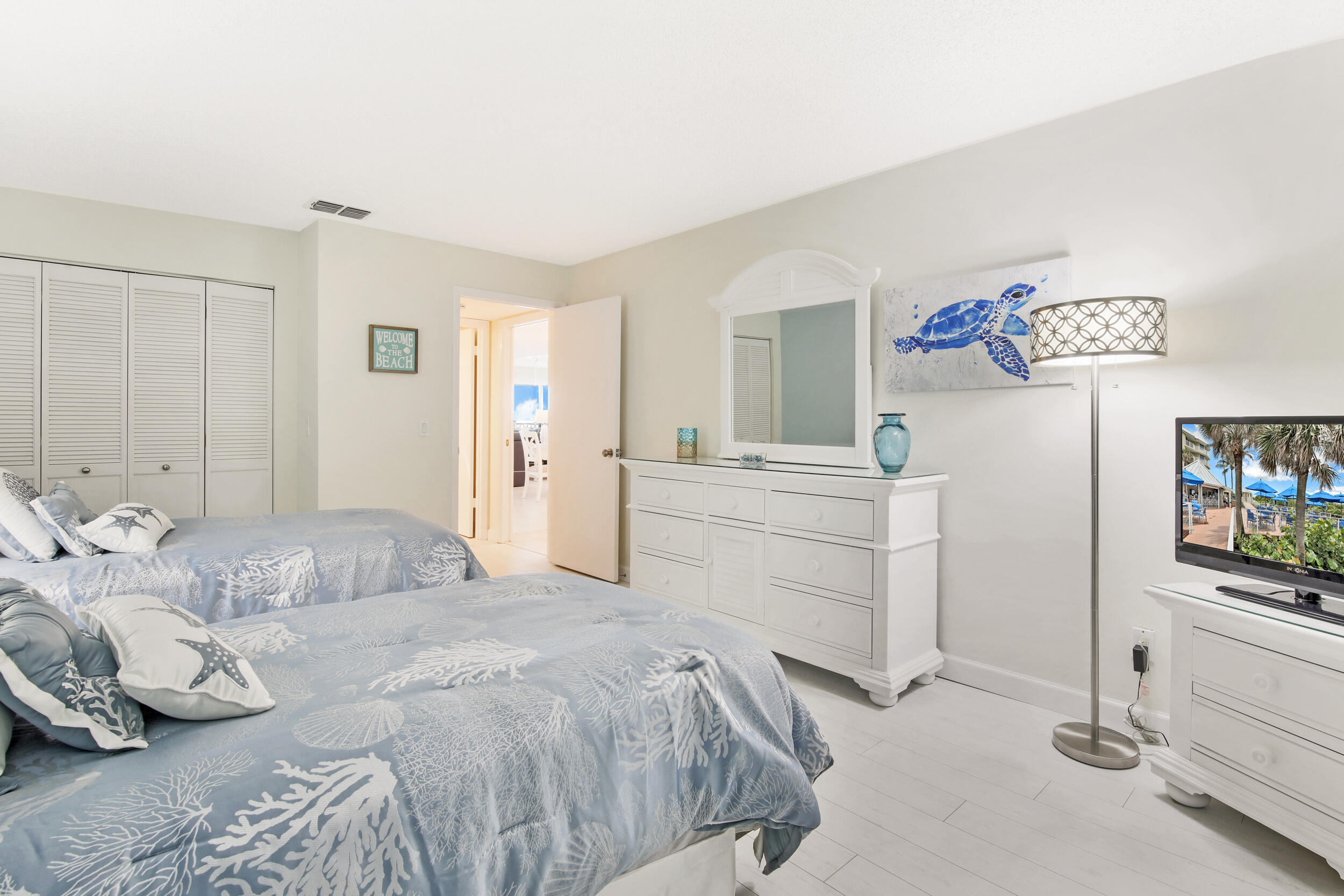 10 Northeast Plantation Road, Unit 303 Jensen Beach, FL 34957 - Photo 12 of 21 Guest Bedroom