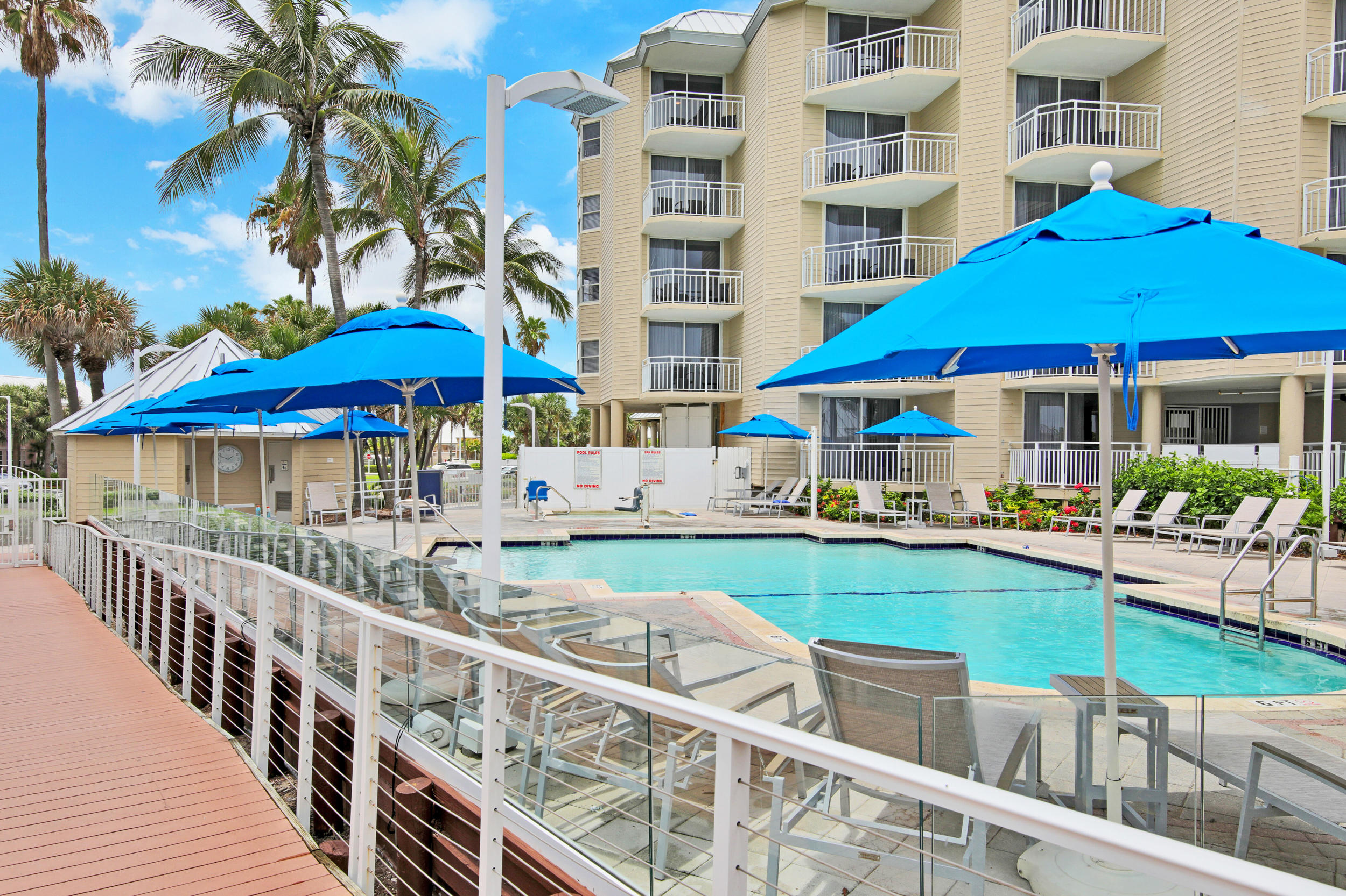10 Northeast Plantation Road, Unit 303 Jensen Beach, FL 34957 - Photo 15 of 21 Pool