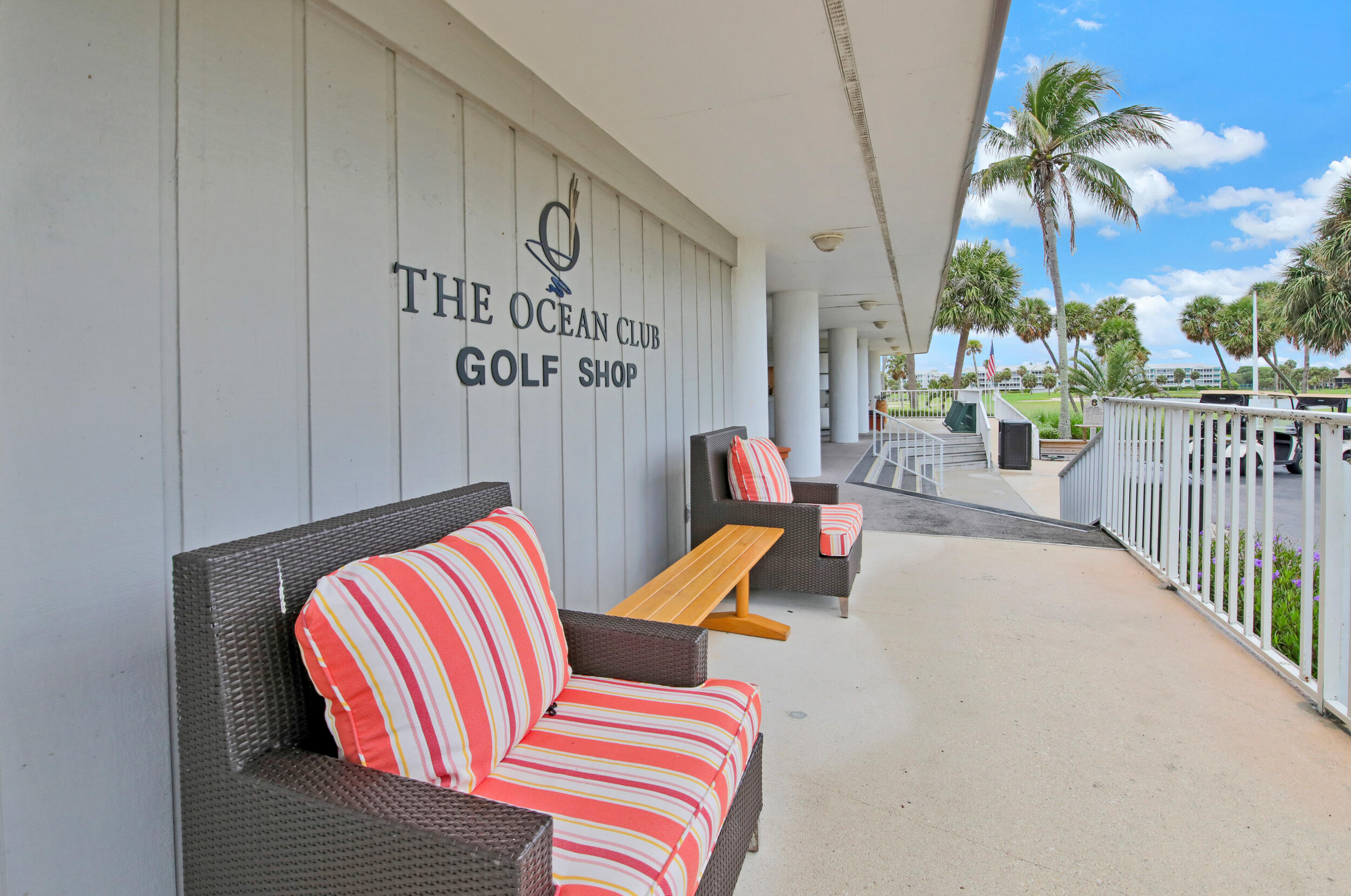 10 Northeast Plantation Road, Unit 303 Jensen Beach, FL 34957 - Photo 19 of 21 ProShop