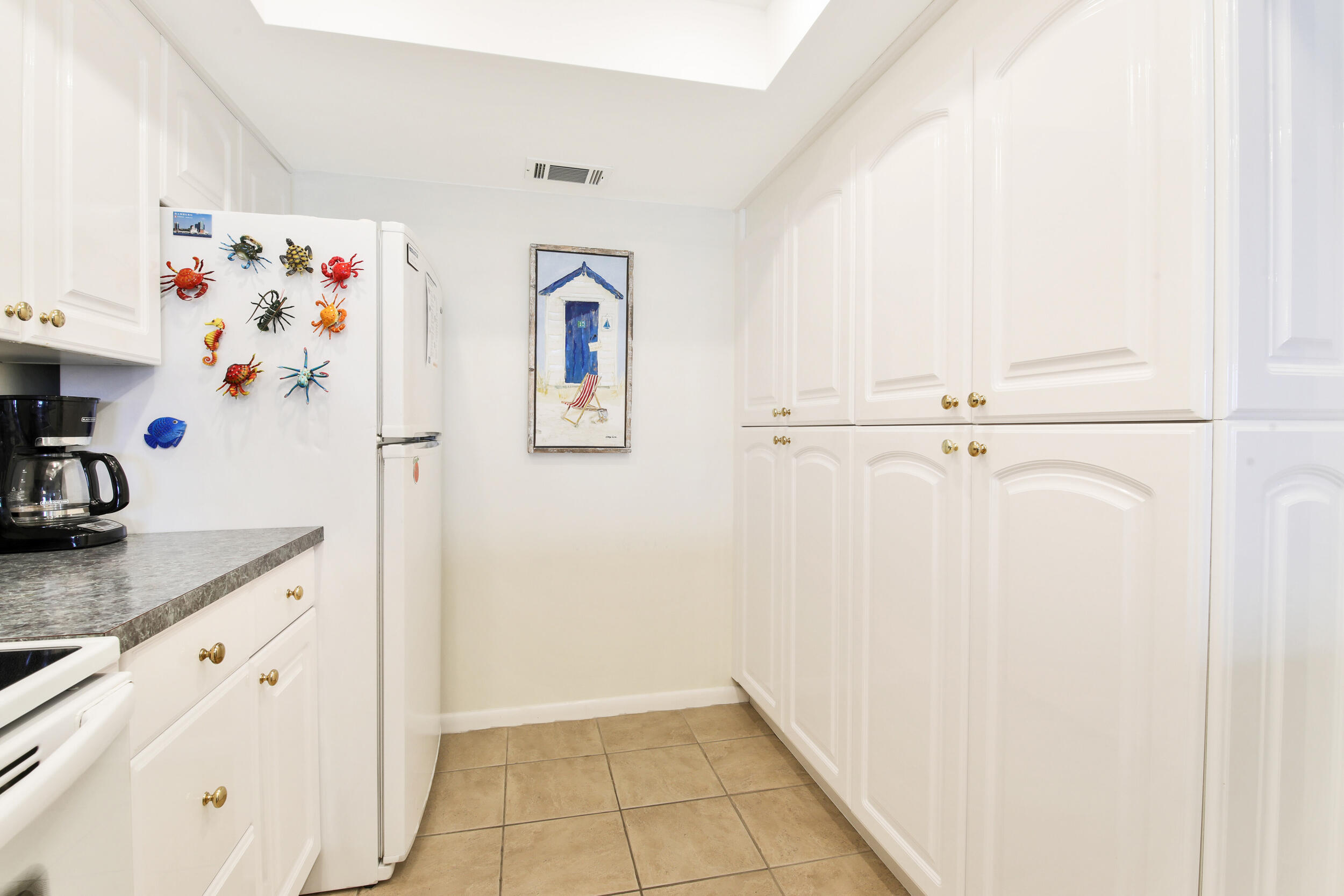 10 Northeast Plantation Road, Unit 303 Jensen Beach, FL 34957 - Photo 8 of 21 Kitchen