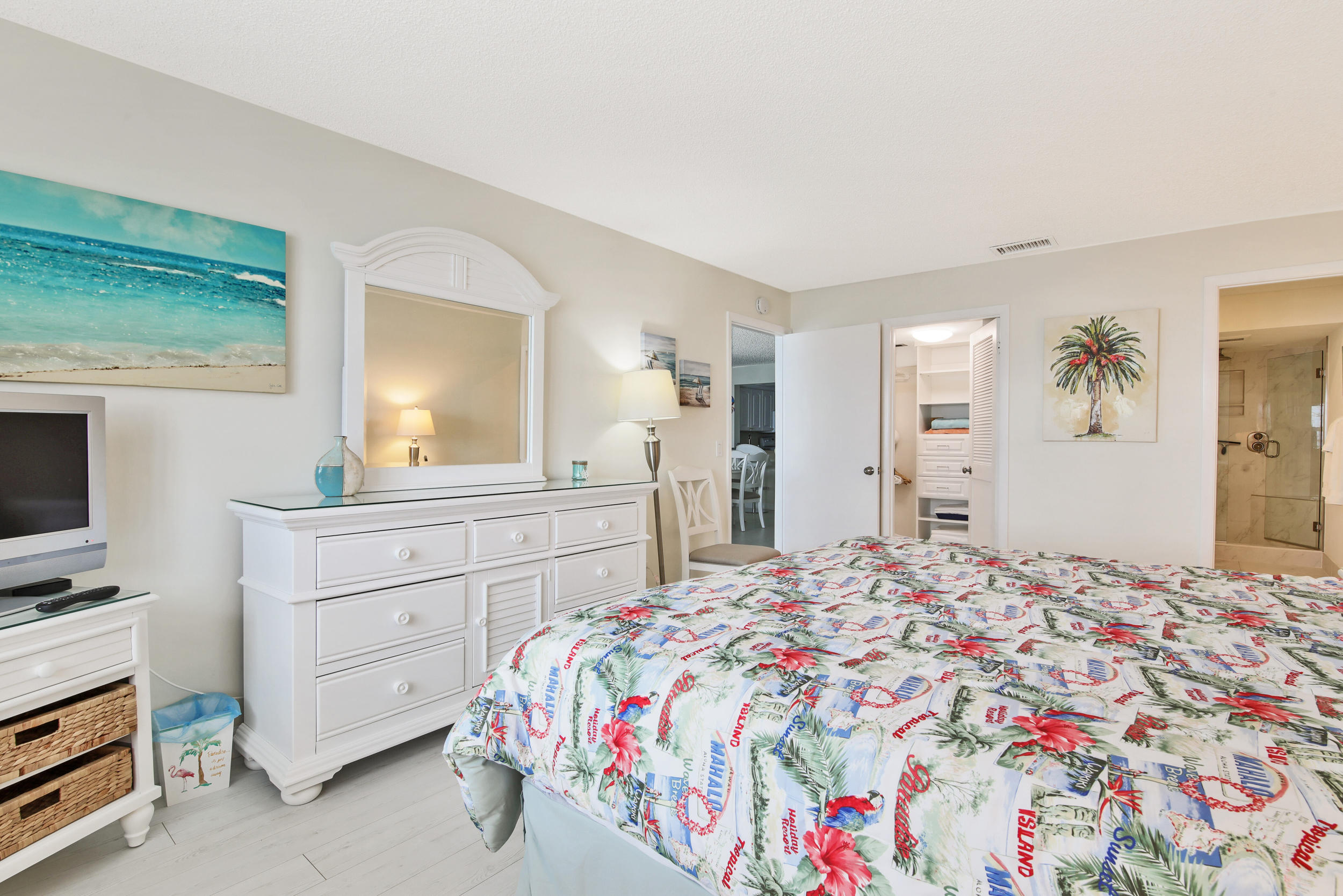 10 Northeast Plantation Road, Unit 303 Jensen Beach, FL 34957 - Photo 10 of 21 Master Bedroom