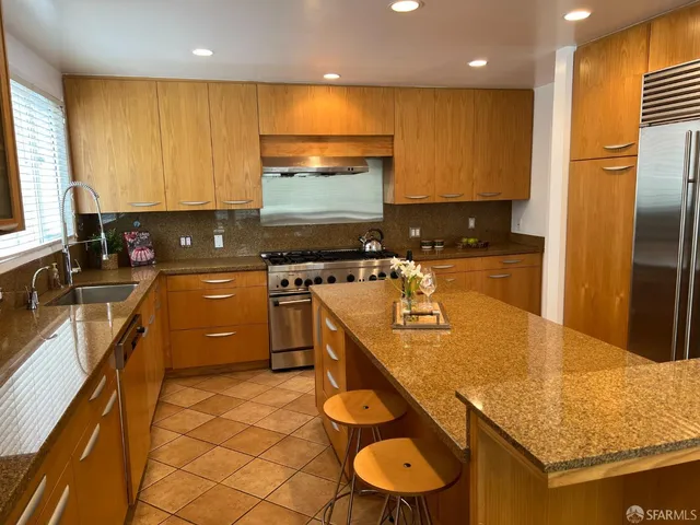 $2,488,000 | 183 Lakeshore Drive, San Francisco, CA 94132