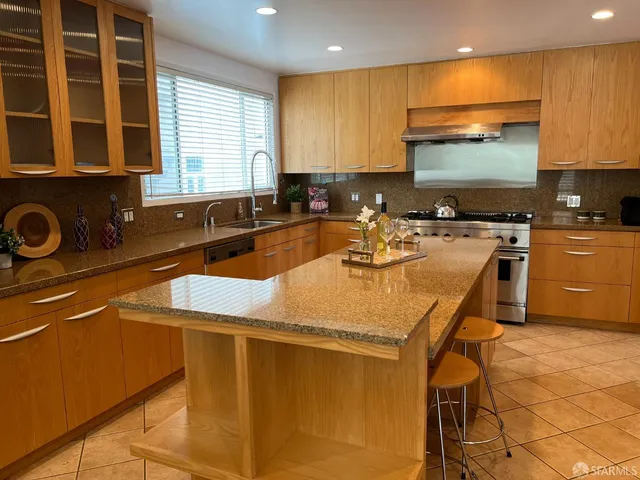 $2,488,000 | 183 Lakeshore Drive, San Francisco, CA 94132