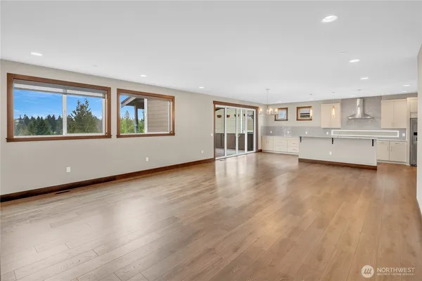 $1,375,000 | 25212 138th Place Southeast, Kent, WA 98042