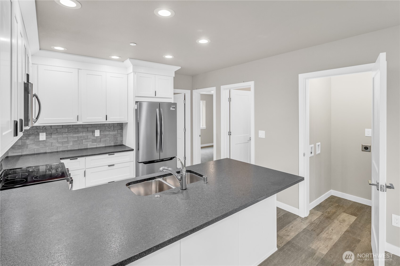 25212 138th Place Southeast Kent, WA 98042 - Photo 35 of 40