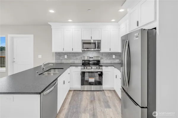 $1,375,000 | 25212 138th Place Southeast, Kent, WA 98042