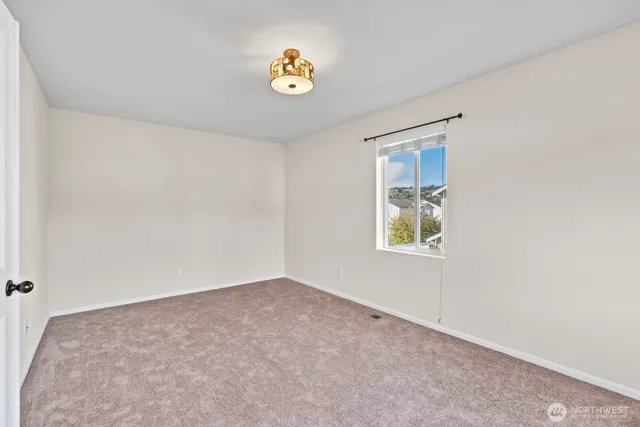 $569,000 | 1105 Sigafoos Avenue Northwest, Orting, WA 98360