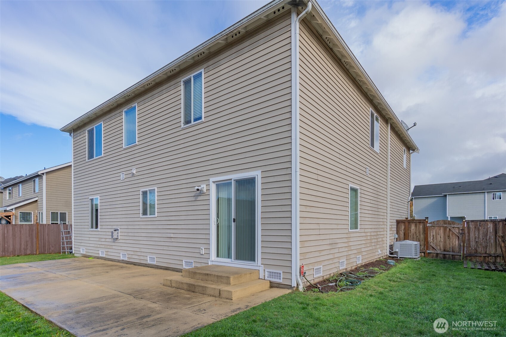 1105 Sigafoos Avenue Northwest Orting, WA 98360 - Photo 33 of 40