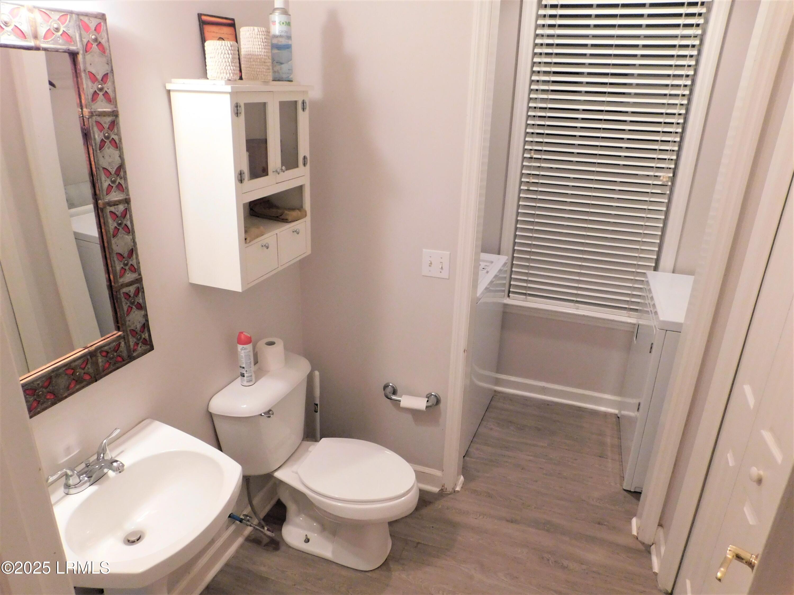 15 Meridian Road Beaufort, SC 29907 - Photo 25 of 47 Half Bath