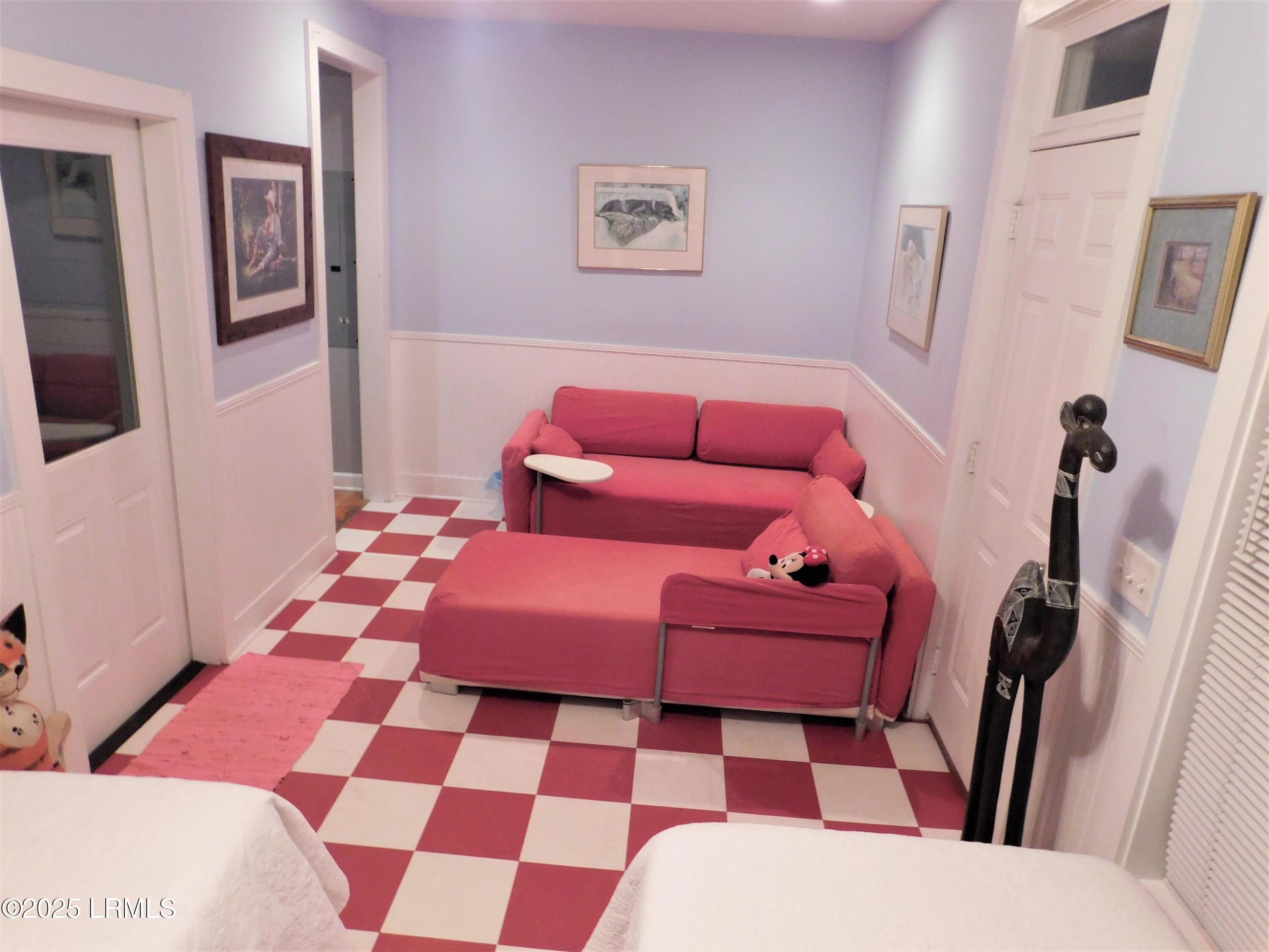 15 Meridian Road Beaufort, SC 29907 - Photo 27 of 47 Carolina Room