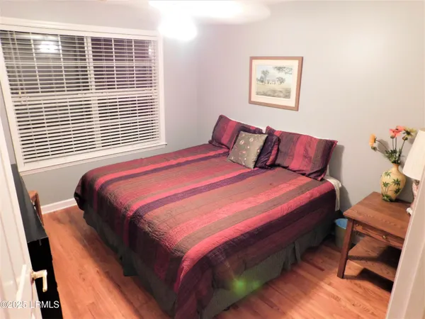 $2,750 | 15 Meridian Road, Beaufort, SC 29907